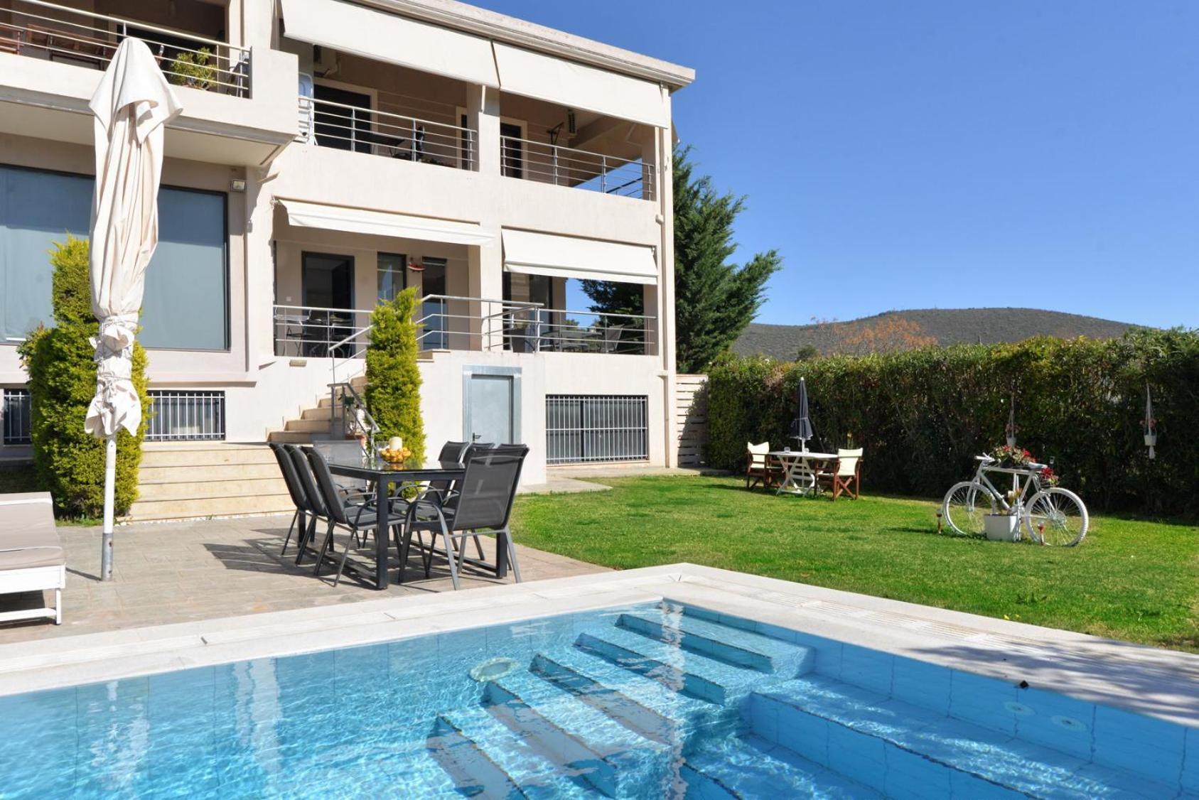 Villa Constangie Marathón Buitenkant foto